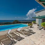 Villa Lessix 8 *